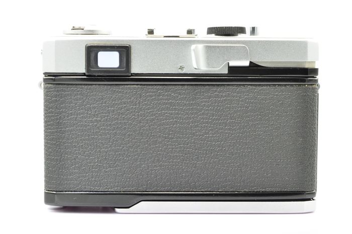 Olympus 35RC 35mm film rangefinder camera in good condition With E-zuiko 42mm f2.8 super sharp lens(No Leica, NO Canon QL17,No Yashica