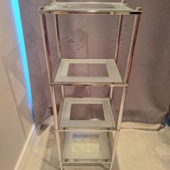 Bathroom shelving unit