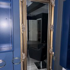 Gold mirror