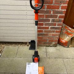 Garden Weed Brush and Footpath Edger