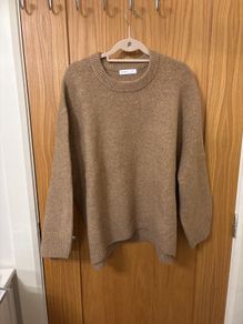 Women's jumper size L but more 18/20