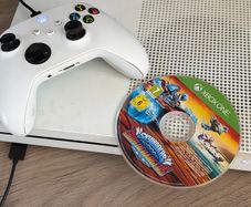 Xbox One S  1TB