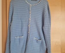 NEW Castle of Ireland cardigan 18
