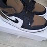 Brand New Womens Air Jordans 1 Mid Image 3