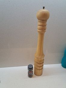 Pepper Mill (Extra Large Restaurant Style)