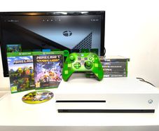 Mint Xbox One S + Games Bundle