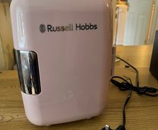 Russell Hobbs Mini Fridge Mini Cooler in pink