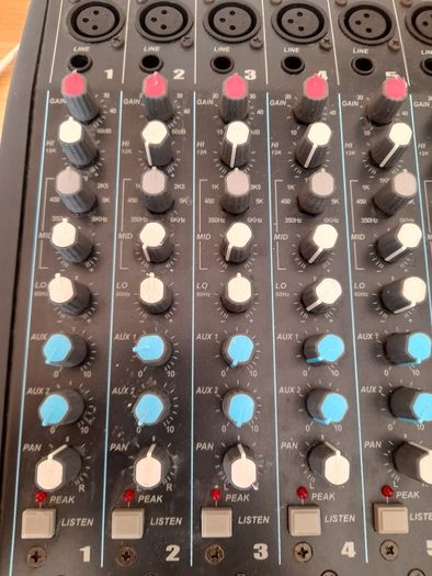 Studiomaster Club 2000 102 Hiz Plus mixer