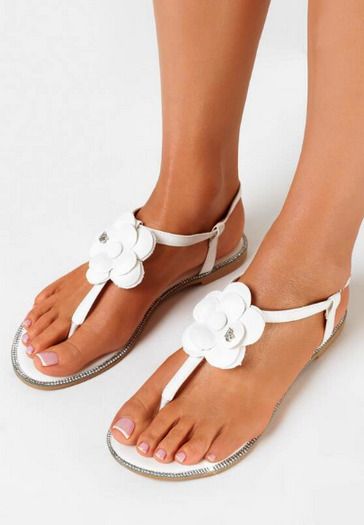 Lovely White Sandals with Sparkly Gems size 6