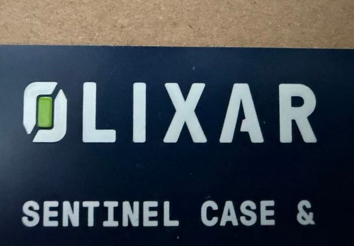Olixar Sentinel iPhone 15 Pro Case (Black)