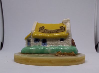 Kate Kearney's Cottage , Killarney - Vintage Souvenir