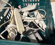 extension leads thirty Euro for the lot