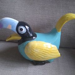 Rare Seattle 1990 Toucan Bird Teapot Bergschrund