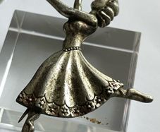 vintage brooch