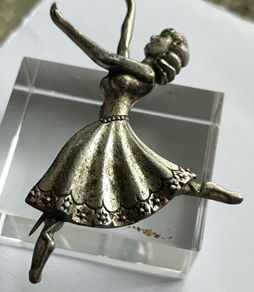 vintage brooch