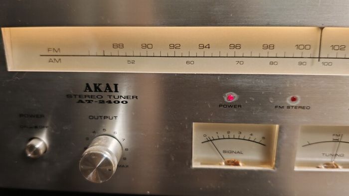 Akai AT 2400 Tuner