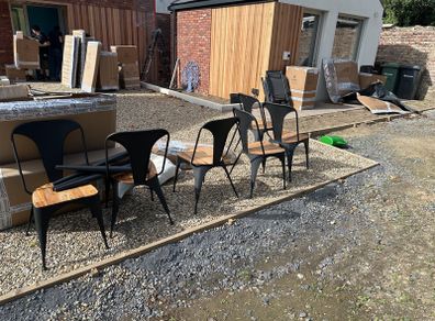 6 dining chairs - great condition