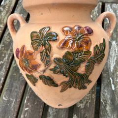 Wall flower pot