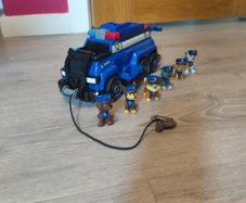 Paw patrol - chase Police cruiser