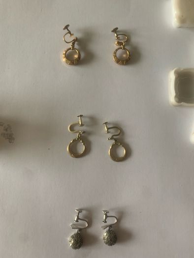 Screw earrings