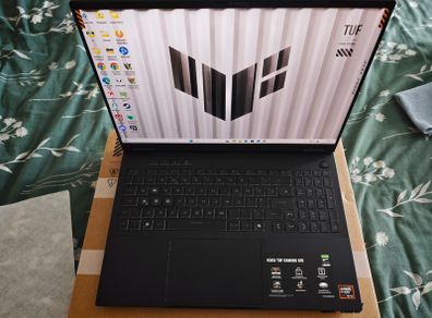Asus Tuf A16 | Rtx 5070 | Ryzen 9 7940hx | 32gb Ram | 1tb Ssd |