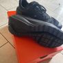 NIKE  black runners as new 6.5uk Image 3