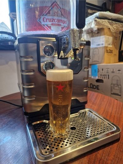 Blade beer machine