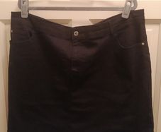 Blsck denim skirt size 20 used once