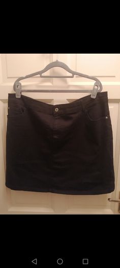 Blsck denim skirt size 20 used once