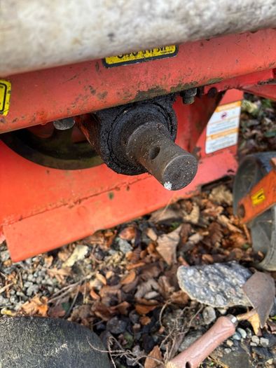 leaf blower