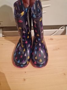 wellies