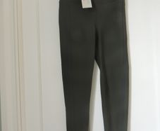 Sweaty Betty Thermodynamic Leggins - new with tags, size M (12, 40-42)