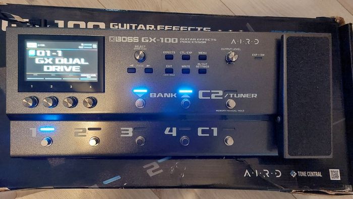 Boss GX-100 Guitar Effects Processor