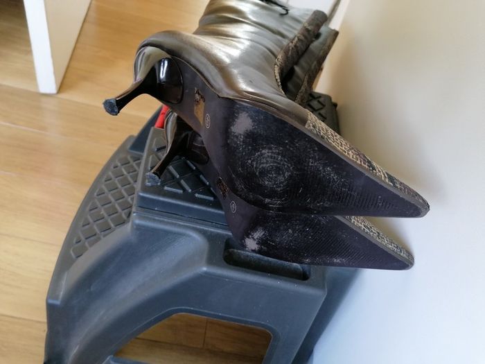 Women's Boot's Size 7 Eur 40