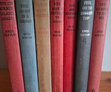 Bundle of hardback Famous Five Books