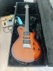 Godin xtsa
