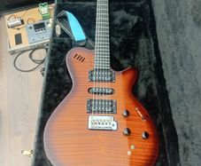 Godin xtsa