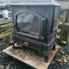 Solid fuel stove