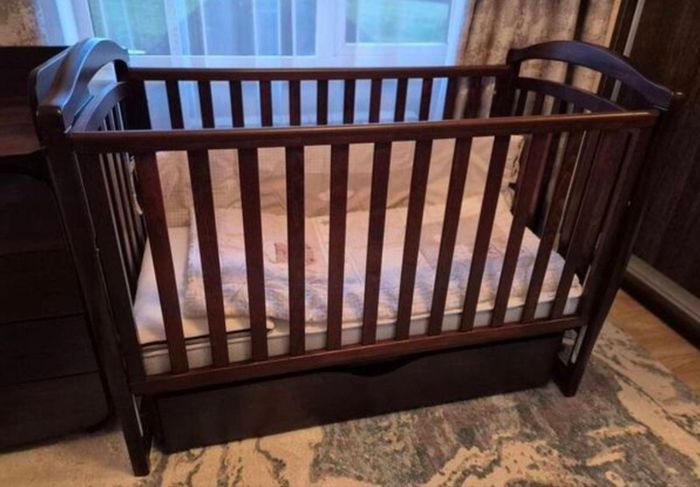 Cot bed