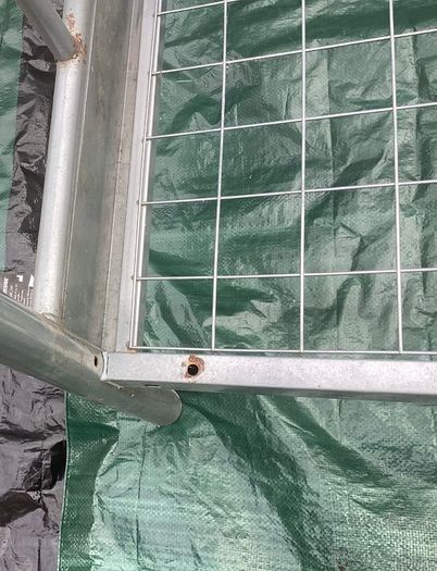 Single Metal bed Frame in good condition for Free Take away