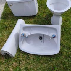 bathroom suite