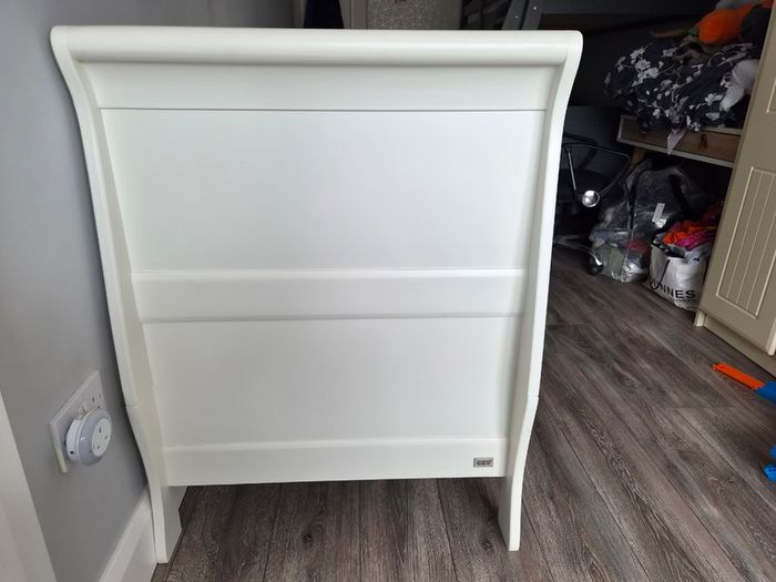 Cot Bed, changing unit and bed rail