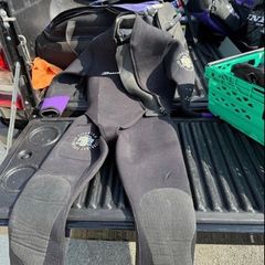 ladies wetsuit M