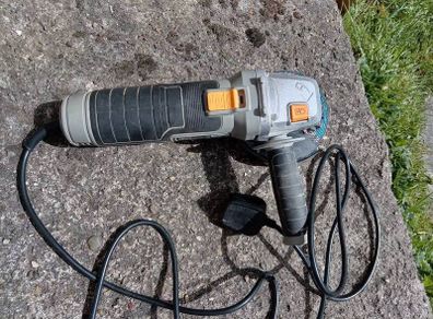 Angle grinder