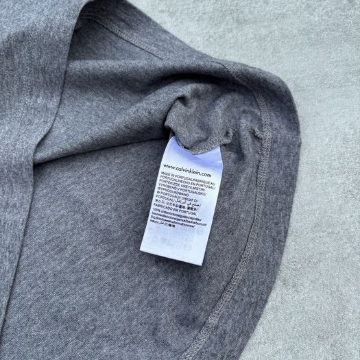 Grey Calvin Klein T-shirt