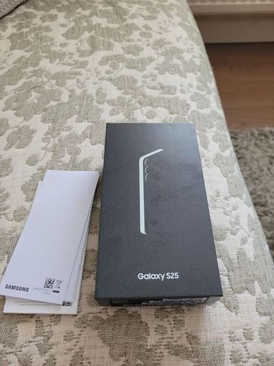 Samsung Galaxy S25  New