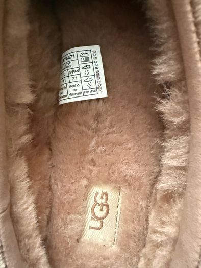 Ugg Tazz II slippers
