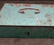 Vintage Cash Box