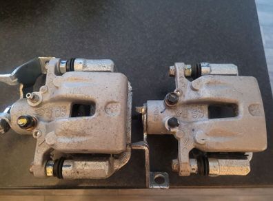Hyundai i30 Rear brake callipers
