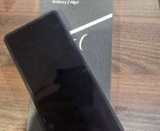 Samsung Galaxy Z Flip7